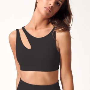 Alo Yoga Peak Bra BLACK/Small